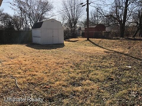3rd image of 1160 Mundy Dr