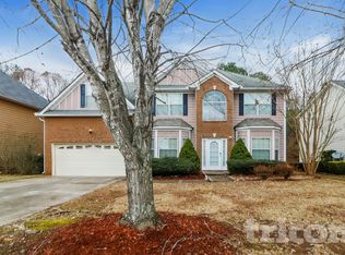 5190 Hopewell Manor Dr, Cumming, GA 30028