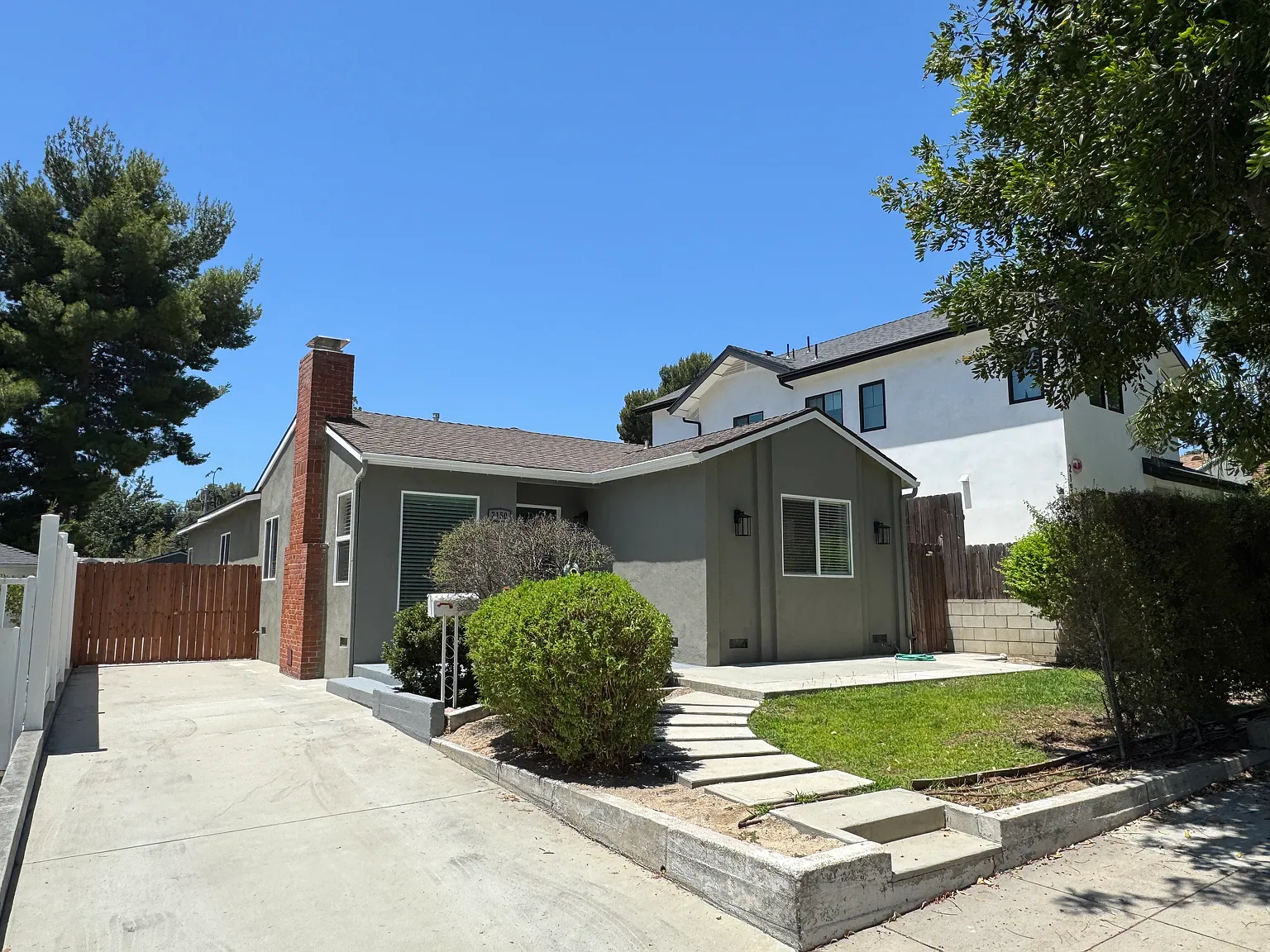 4 bed, 1849 sqft, $6,300 — Photo 1