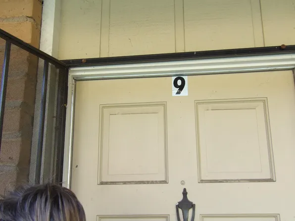 4136 N Thesta St APT 9, Fresno, CA 93726