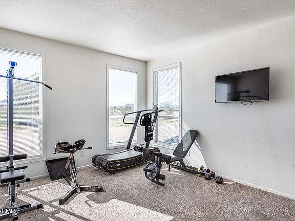 4th image of 2290 N SUMMERS Lane