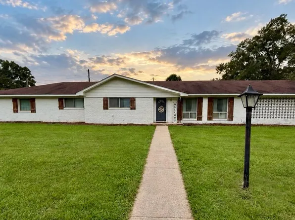 1982 National Guard Rd, Columbia, MS 39429