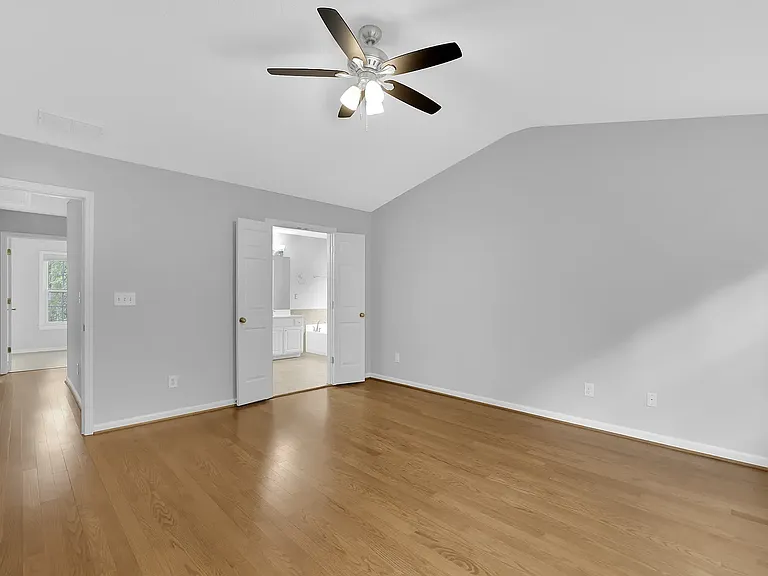 440 Chippenham Ct — Photo 19