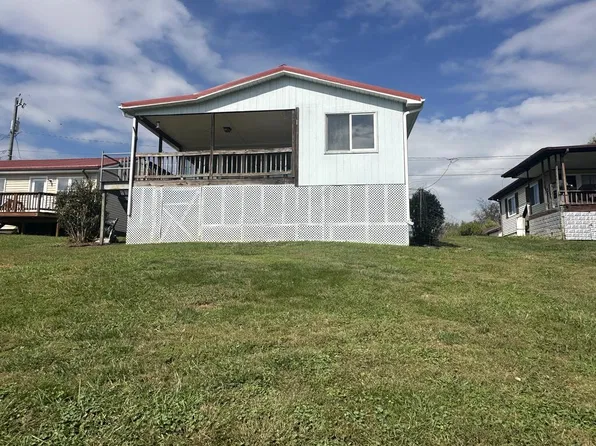 23052 Ahoy Ln, Abingdon, VA 24211