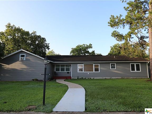 2nd image of 801 Lawndale Ave
