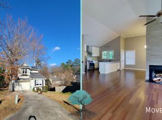 208 Oak Point Ct, Raleigh, NC 27610