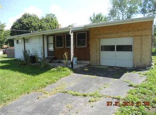 3186 Hazelnut Dr, Fairborn, OH 45324