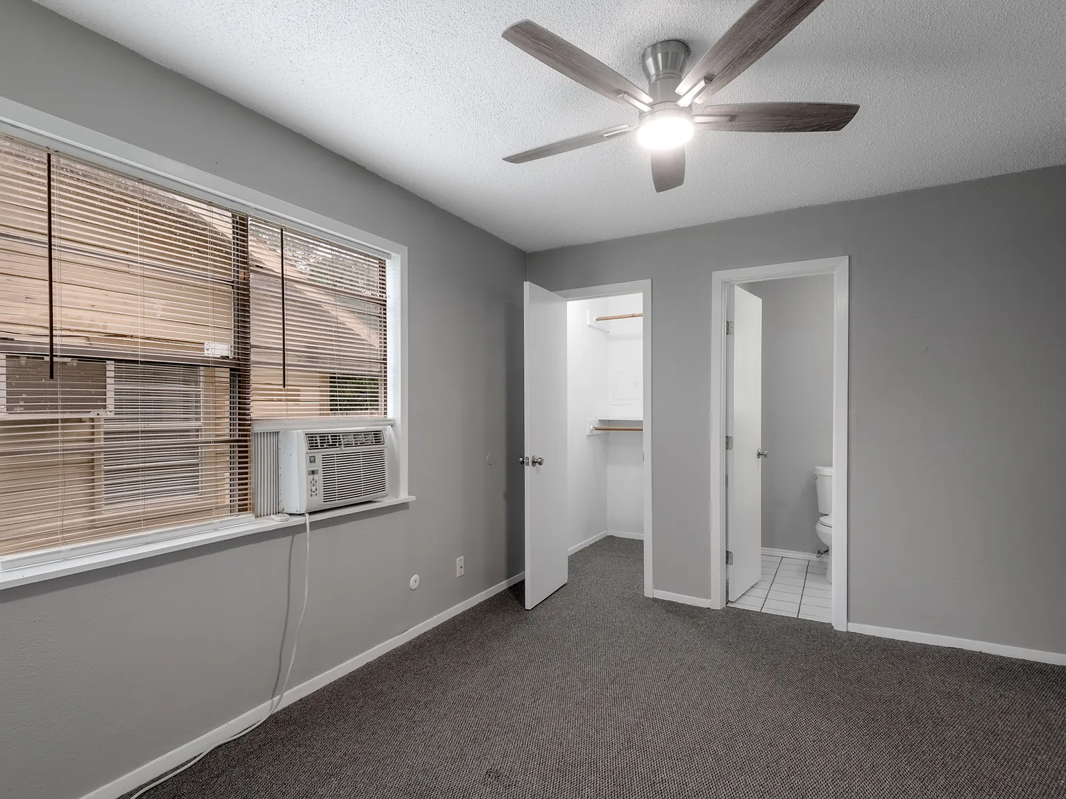 700 Gray Street - 1 — Photo 3