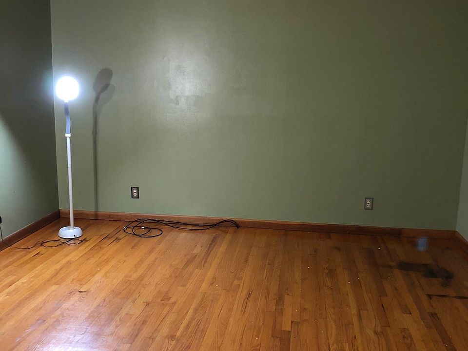 1st image of 1513 Wilson St
