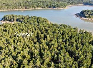 10 Island Retreat Rd, Swans Island, ME 04685