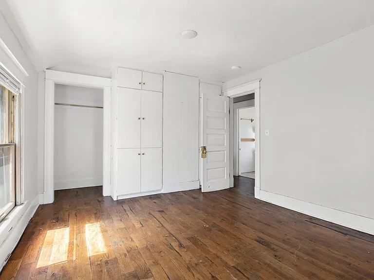 416 Bellevue Pl — Photo 8