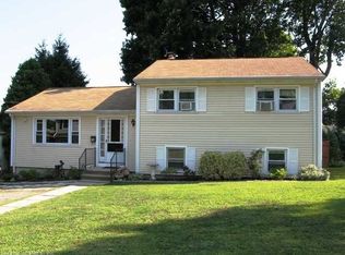 16 Whalley Ave, Milford, CT 06460