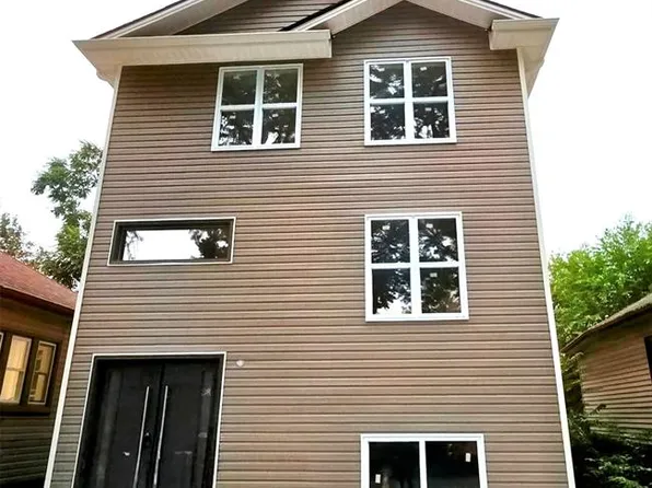 411 Clinton St, Windsor, ON N8X 1A7