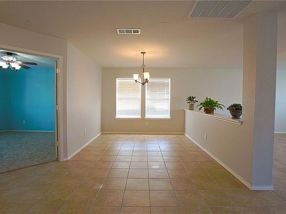 3rd image of 6001 Red Drum Dr