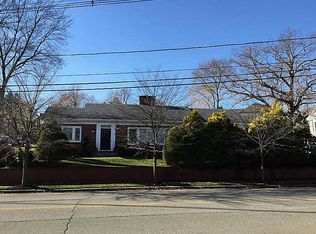 10 Intervale Rd, Providence, RI 02906