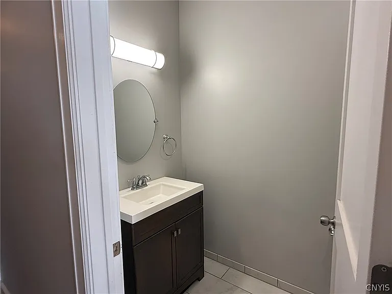 205 E Jefferson St #2B — Photo 11