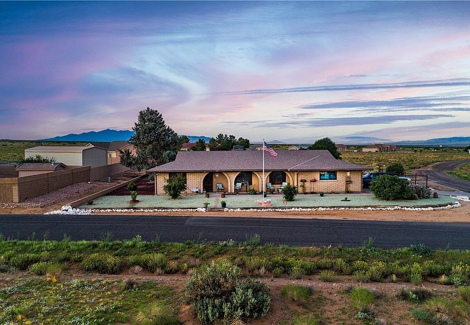 1st image of 7922 E Saddleback Drive