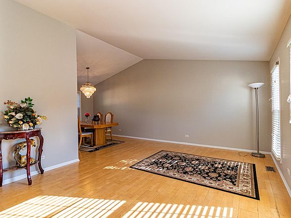 2nd image of 159 W Harbor Dr