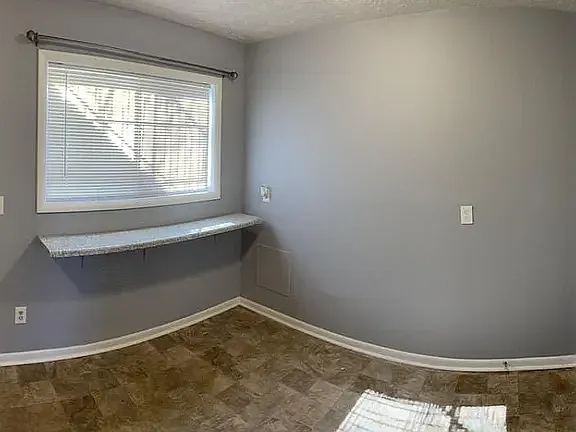 1365 Sylvan Rd SW #1 — Photo 6
