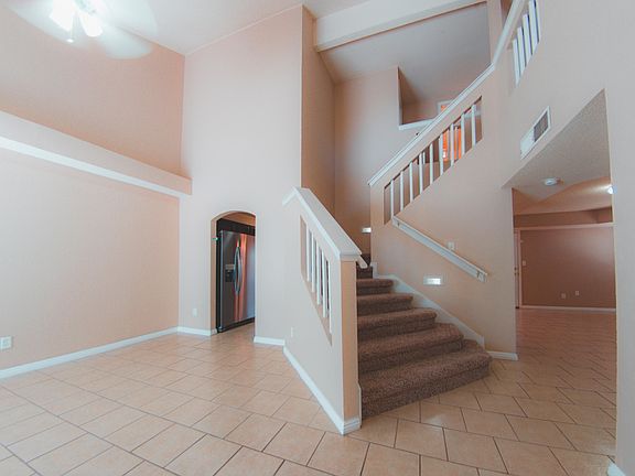 2nd image of 3336 Tierra Jazmin Ln