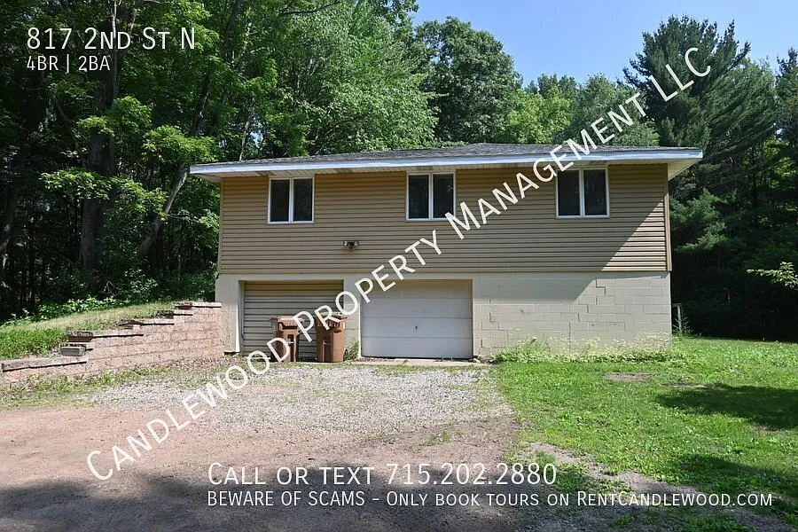 "Charming 4-Bedroom Home in Heart of Stevens Point Comfort and Convenience Await!" — Photo 3