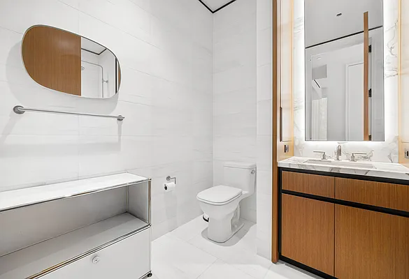 Bathroom, photo 1