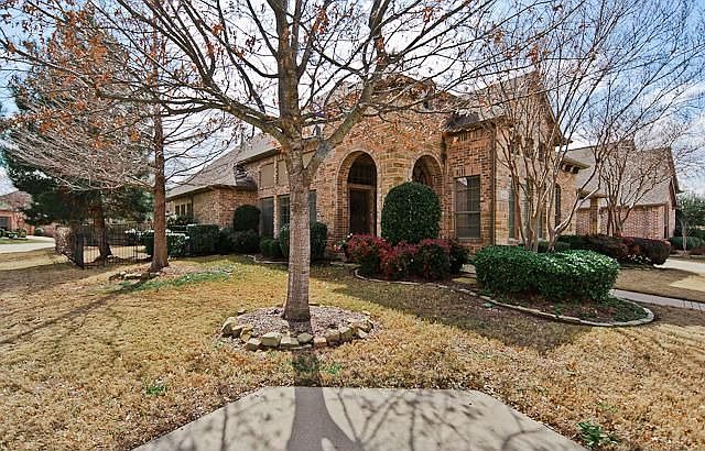 1st image of 6021 Prestwick Dr