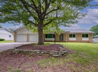 3906 S Parkcrest Ave, Springfield, MO 65807