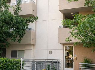 10756 Camarillo St, North Hollywood, CA 91602