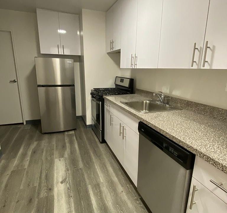 1st image of 14209 Barclay Ave APT 5