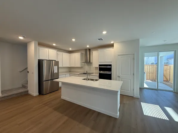 2606 Celestial Ln, Lincoln, CA 95648