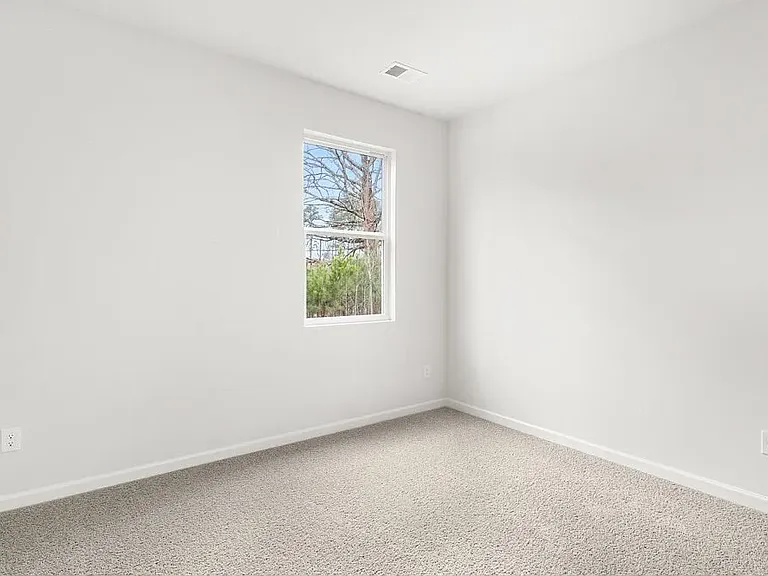 246 Thompson Ridge Ln — Photo 15