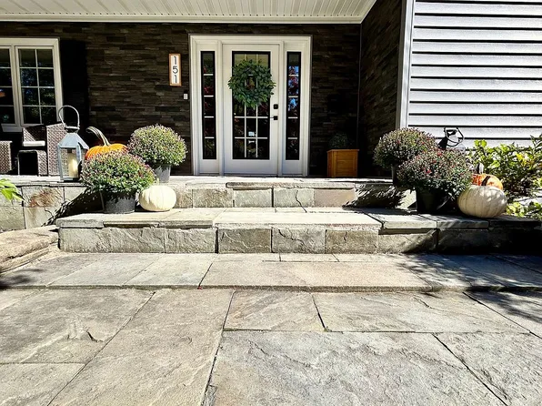 151 Arend Ave, Williamsville, NY 14221