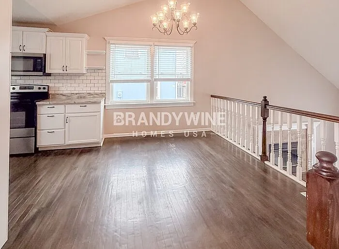105 Sumac St — Photo 8
