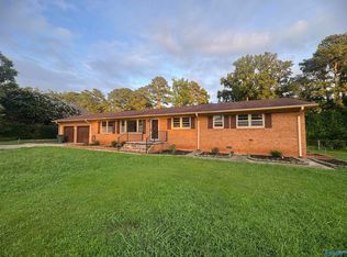 2103 Shannonhouse Rd SW, Huntsville, AL 35803