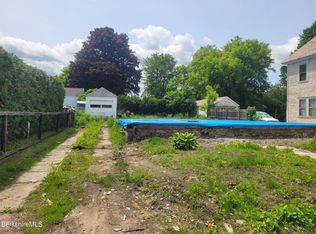 41 E Jordan St, Adams, MA 01220