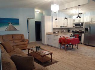 355 Kingsbridge St, Boca Raton, FL 33487