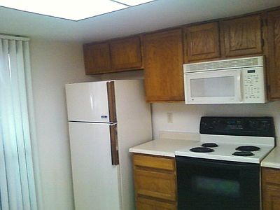 3rd image of 2424 E Tracy Ln