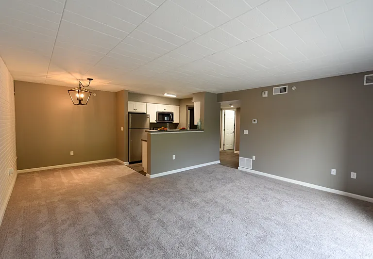 Durham Court Apartments — Photo 36