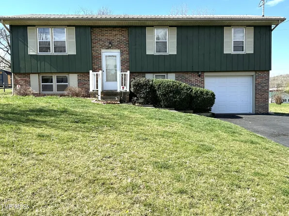2602 Austin Village Blvd, Johnson City, TN 37601