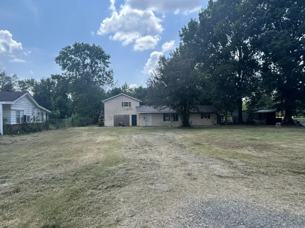 22 Charles St, Conway, AR 72032