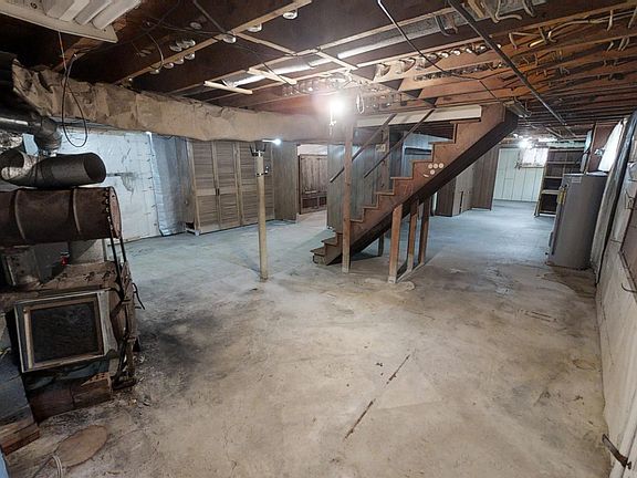 3rd image of 6307 Teresa Ln