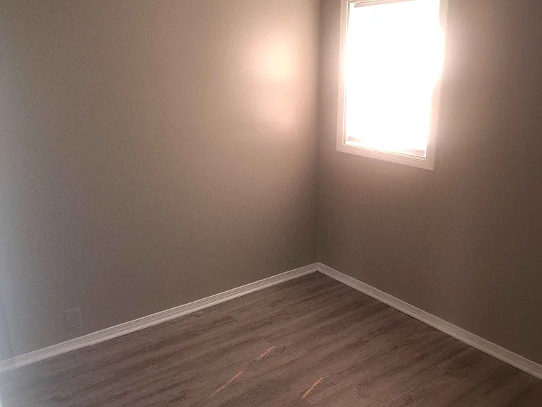 2922 Colorado Ave — Photo 7