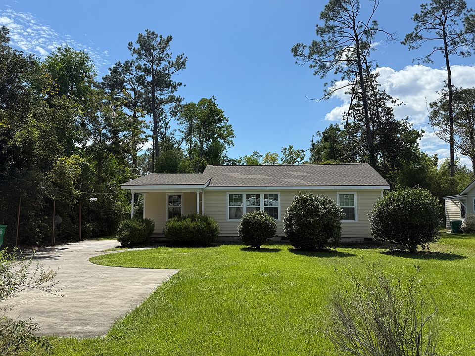 1st image of 1610 Garland Pl