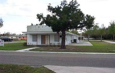 1st image of 930 E Cypress St