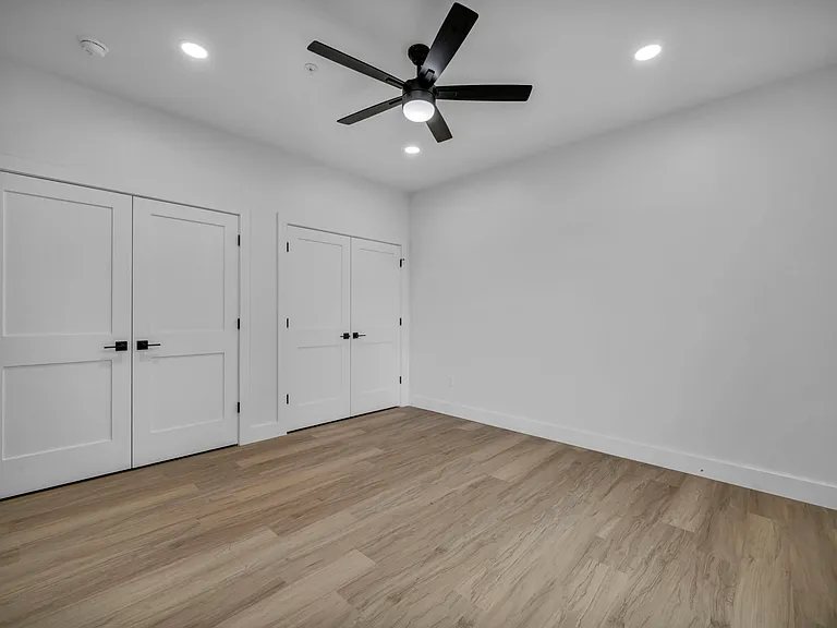 1831 Brevier Ave #4 — Photo 23