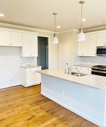 4th image of 7125 Brandywine Ln #488