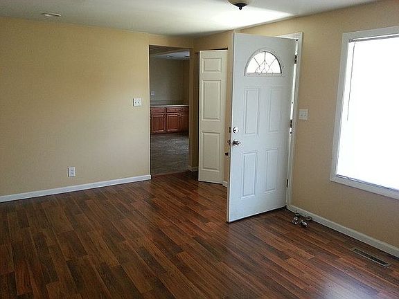 2nd image of 307 Amarillo Dr