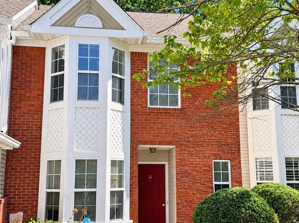 11 Lexington Ct, Holmdel, NJ 07733