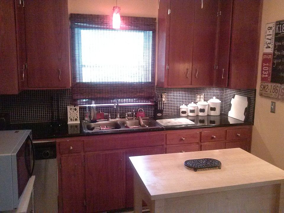 1st image of 8618 Walmer St